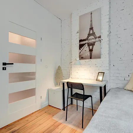 Hostel G-8hostel Γκντίνια