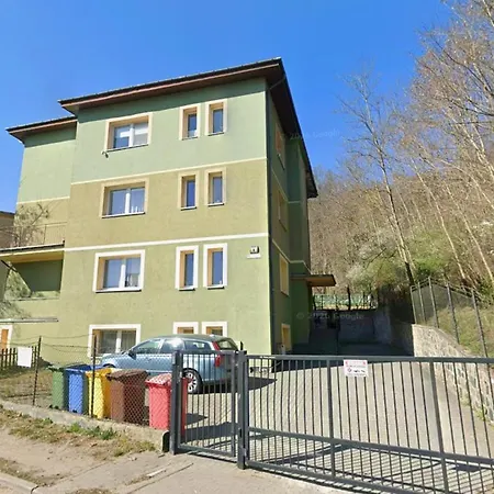 G-8hostel